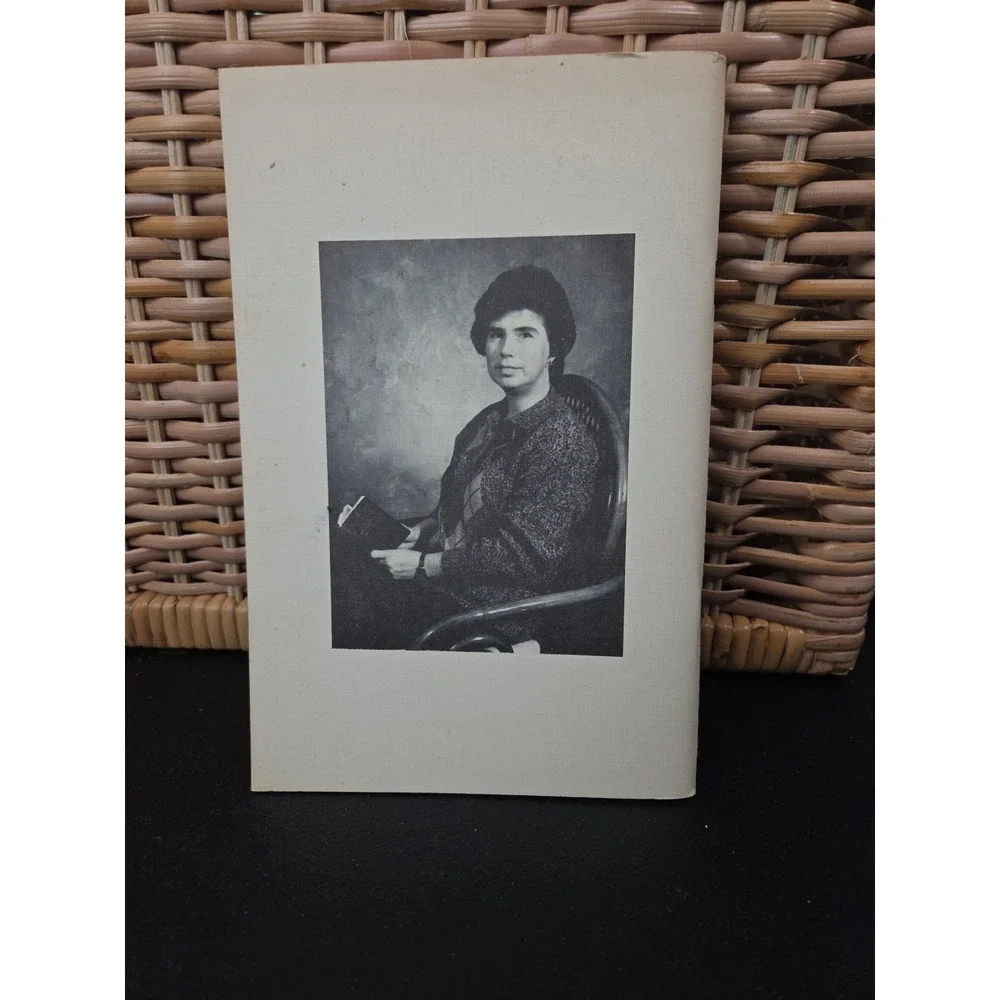 Poems Of Encouragement And Praise Pattie Tucker Cockerham Yadkinville NC Booklet
